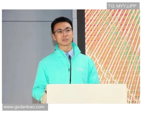 武汉足球队的奋斗与荣耀：一段不平凡的突破历程纪实